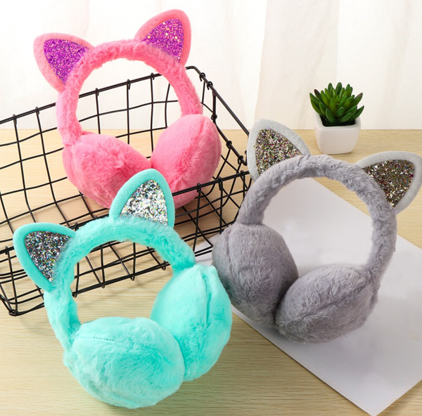 Warm plush earmuffs with cat ears