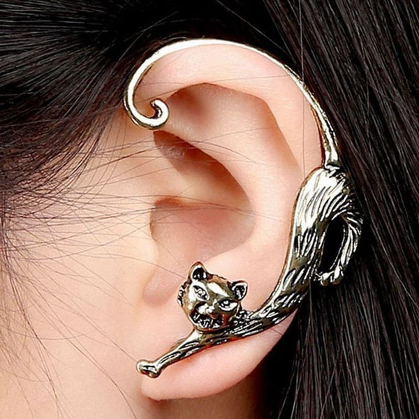 Cat earring unique 